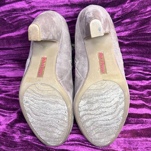 Pink & Pepper Suede Heeled Bootie Size 10 - Picture 6 of 6